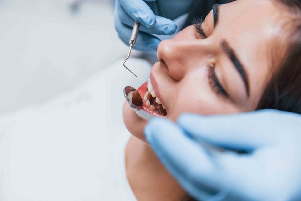 Cosmetic Dentistry in Pune: Dr. Thareja’s Dental Care for Smile Makeovers